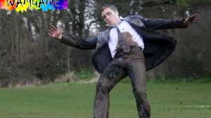 chris-muddy-in-two-suits_3.jpg