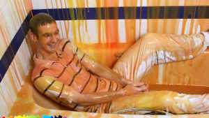 ste-gunged-in-trackies_5.jpg